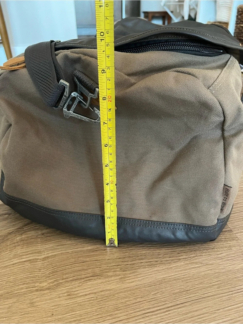 Duluth Trading Co Waxed Canvas Weekender Duffel Bag Brown Large Travel Carry On